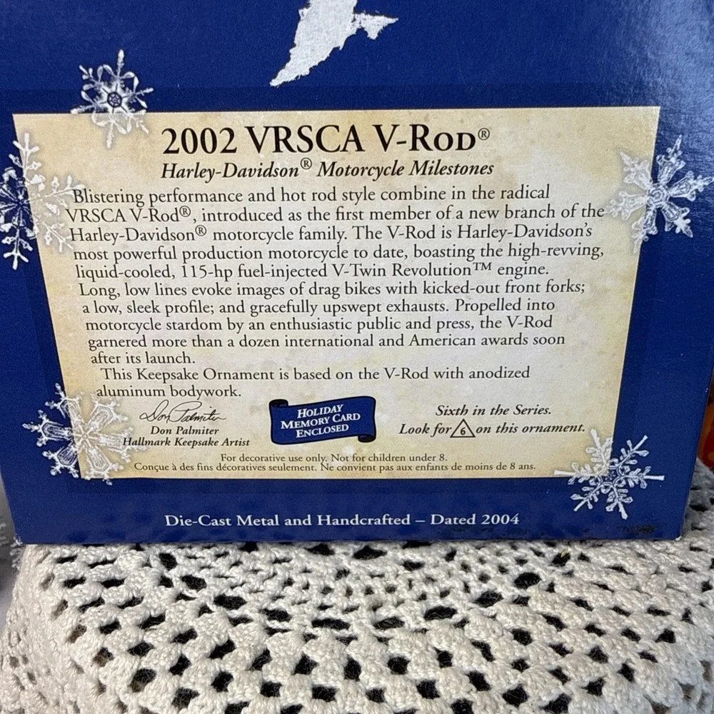 HALLMARK KEEPSAKE Harley-Davidson 2002 VRSCA V-Rod 2004 Christmas Ornament MIB